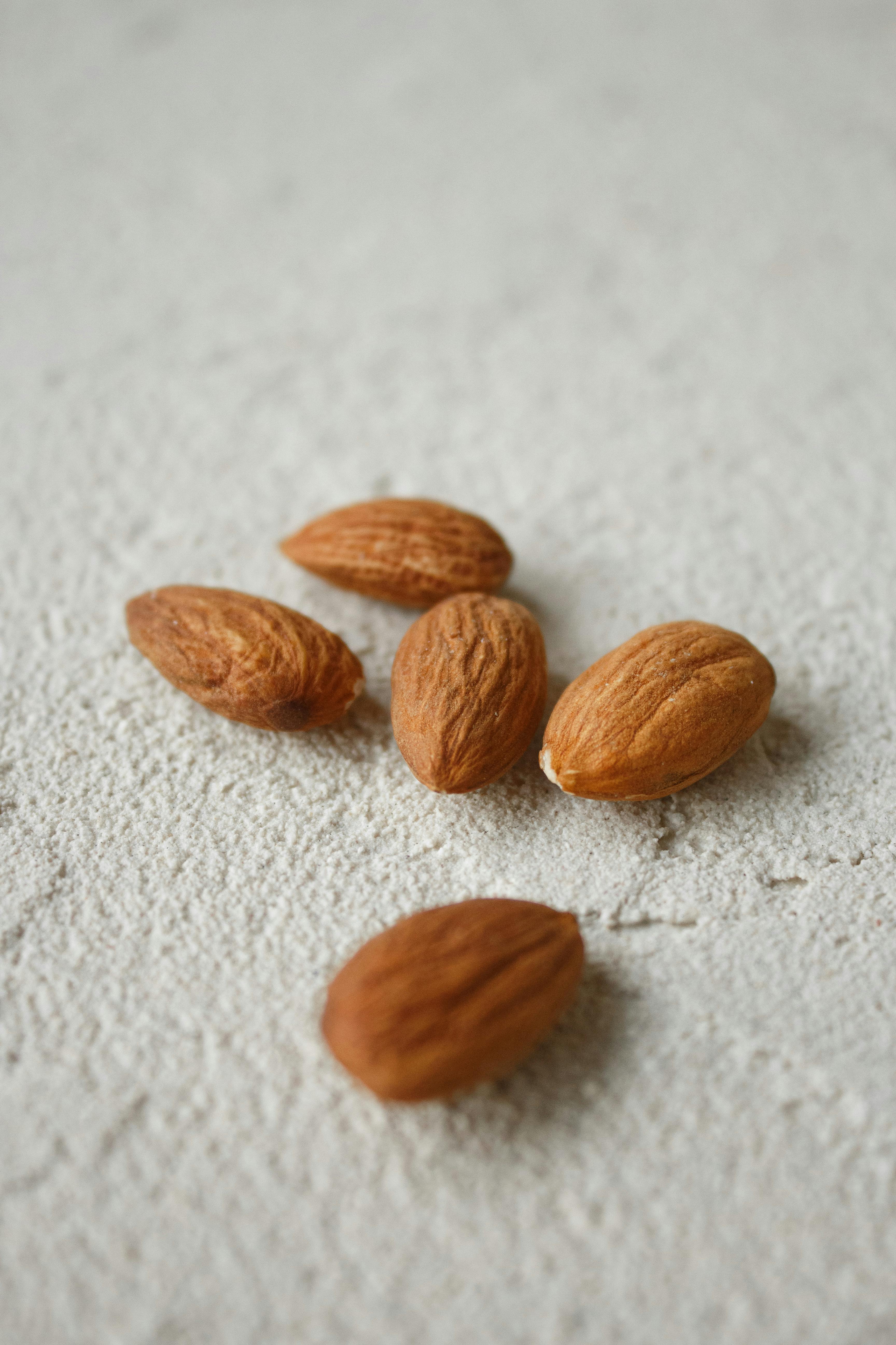 Explore 5 Effective Keto Coconut Clusters for Modern Snacking in 2025!
